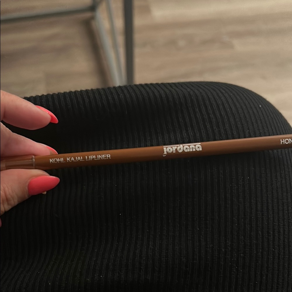 Jordana Brown Lip Liner